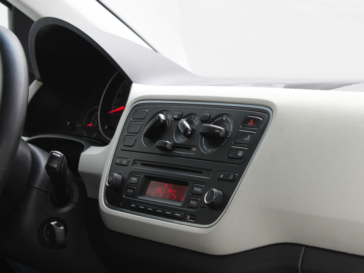VW MOVE UP 2016