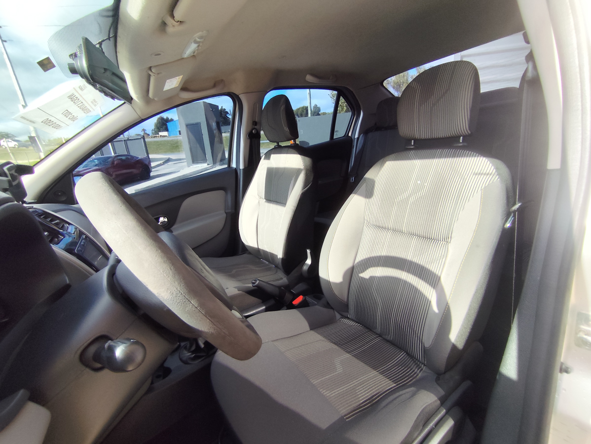 RENAULT LOGAN 2017