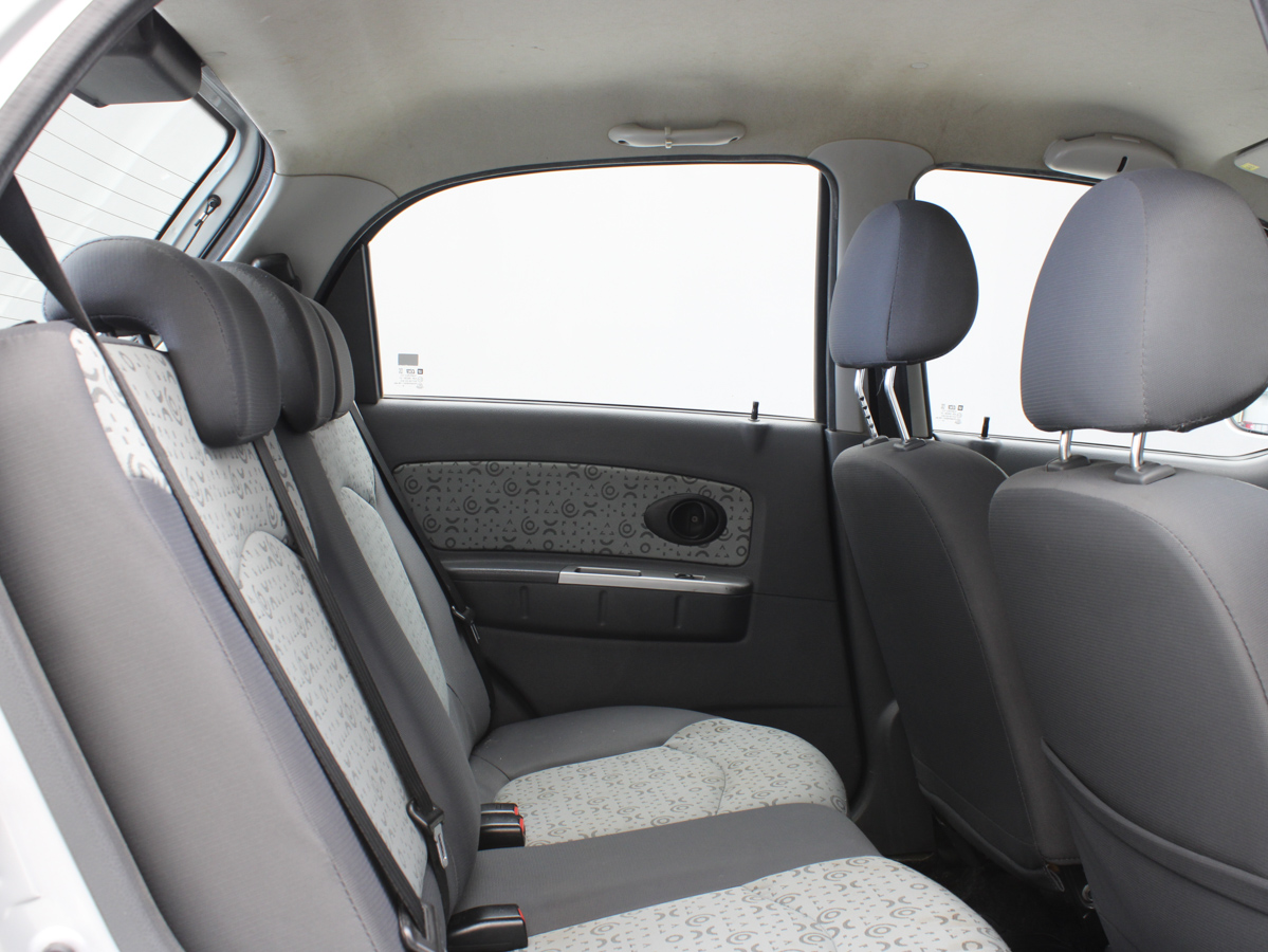 CHEVROLET SPARK LT 2015
