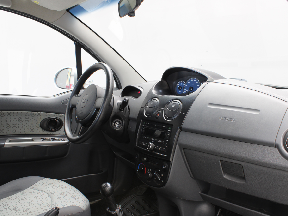 CHEVROLET SPARK LT 2015