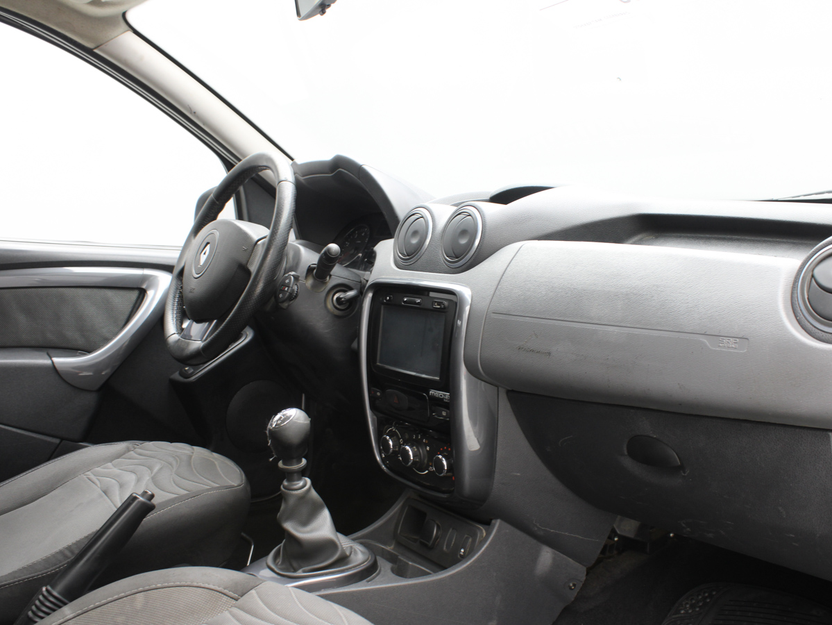 RENAULT DUSTER PRIVILEGE 2015