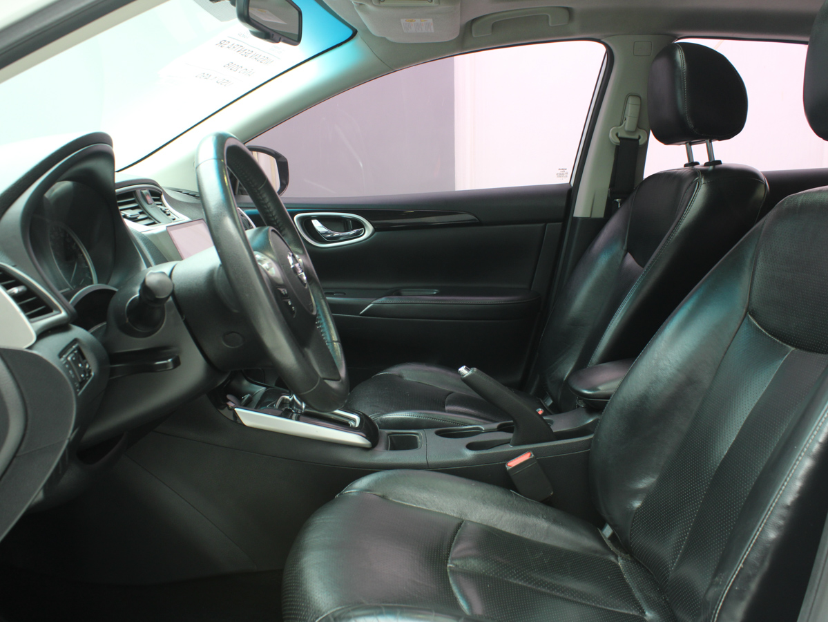 NISSAN SENTRA EXCLUSIVE 2018