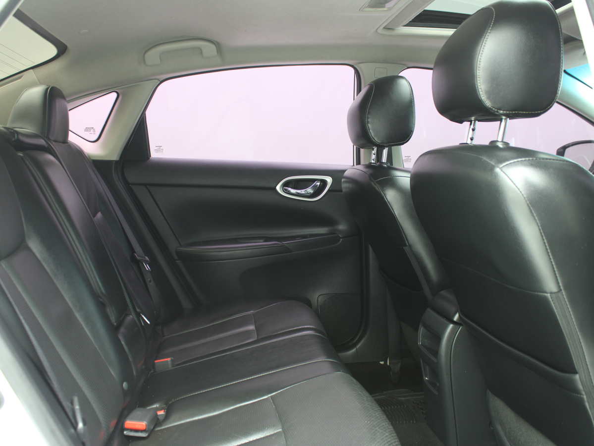 NISSAN SENTRA EXCLUSIVE 2018