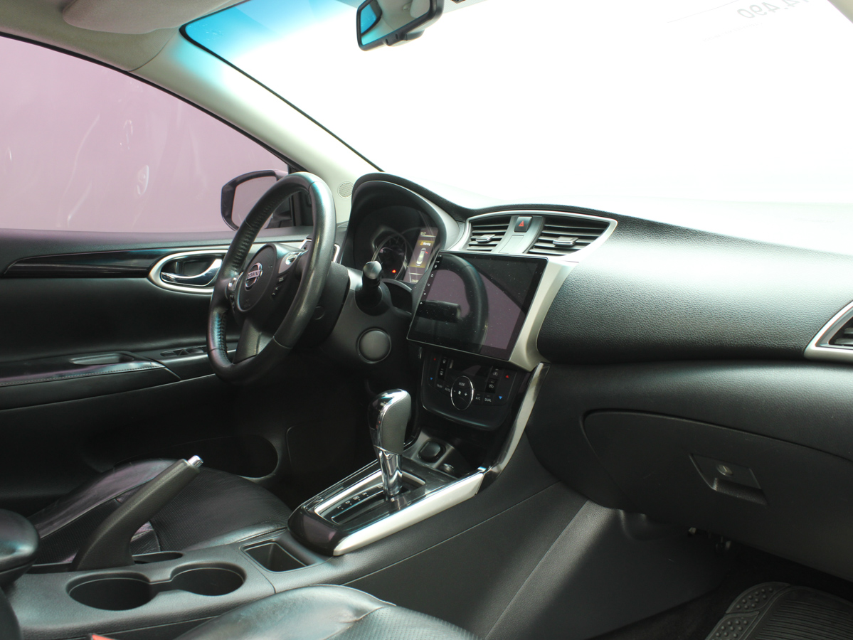 NISSAN SENTRA EXCLUSIVE 2018