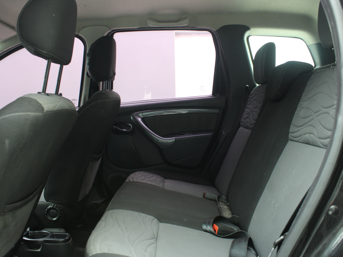 RENAULT DUSTER AWD 2015