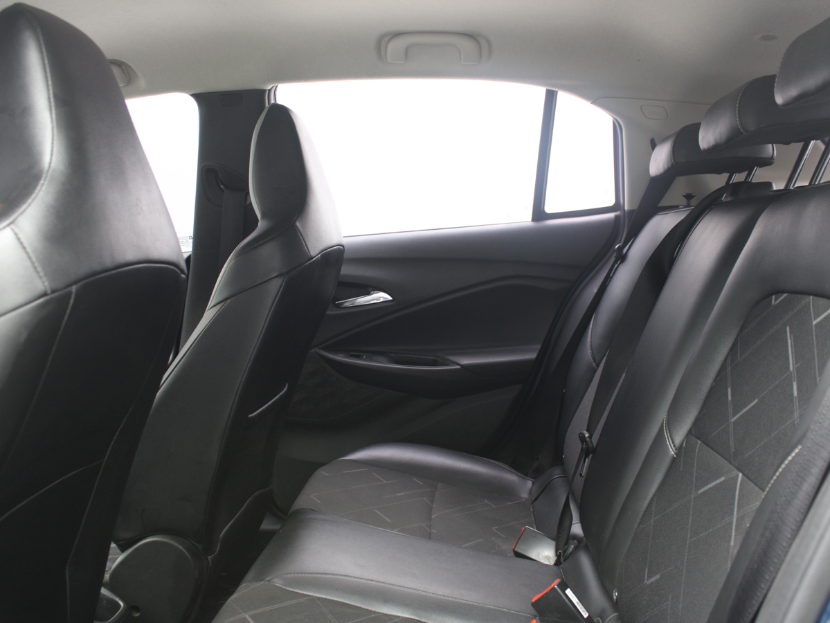 CHEVROLET ONIX PREMIER 2020