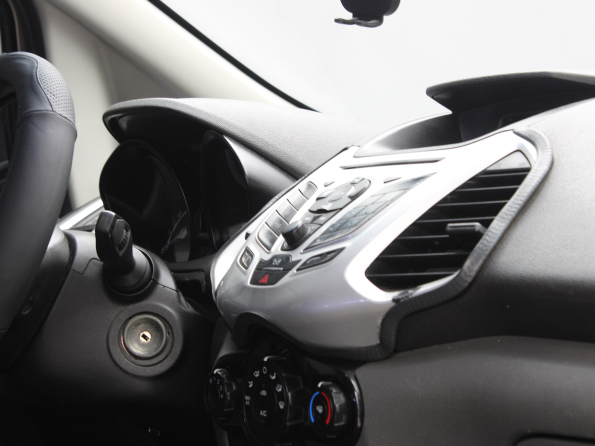 FORD ECOSPORT 2014