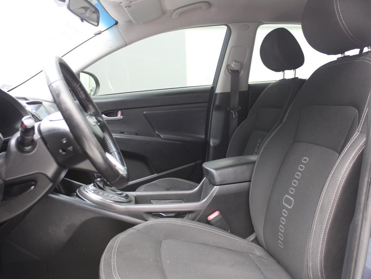 KIA SPORTAGE AT 2012