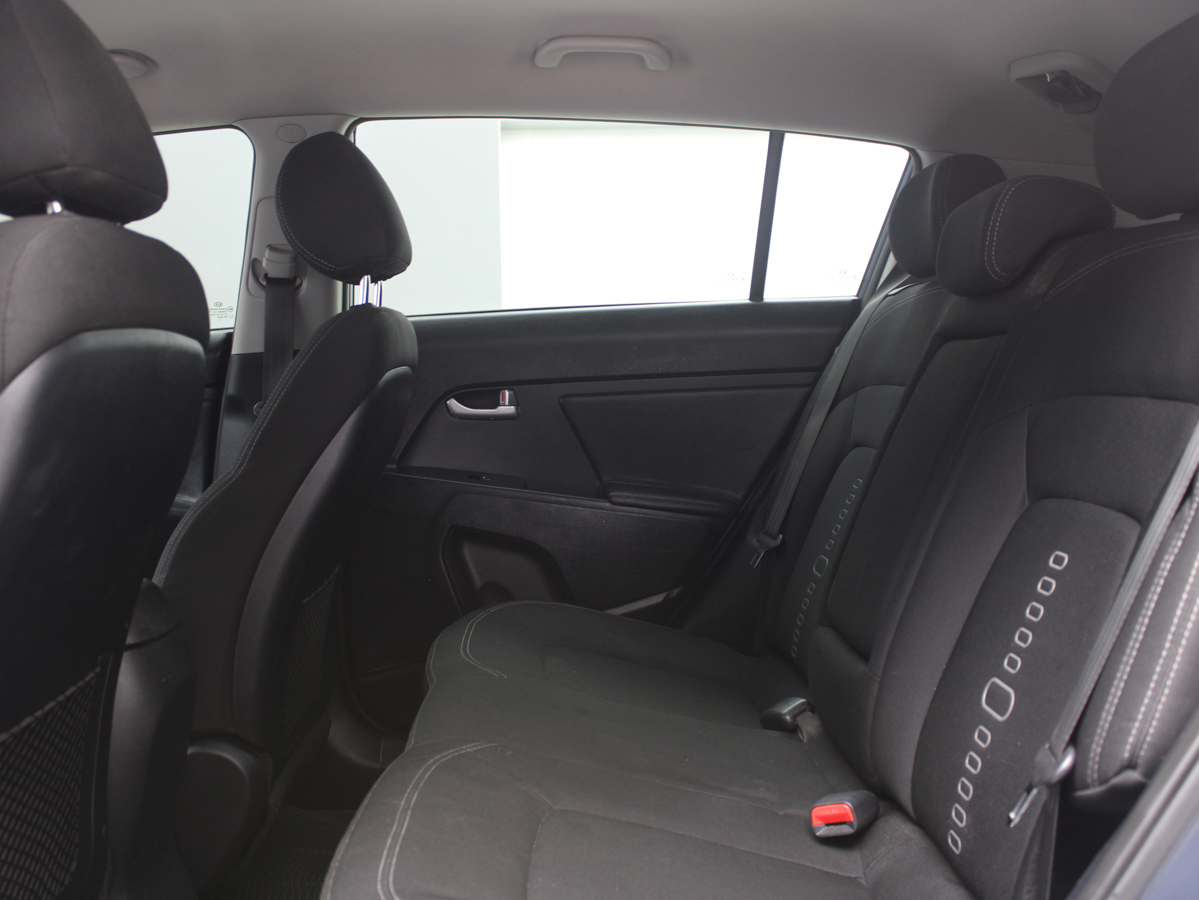 KIA SPORTAGE AT 2012