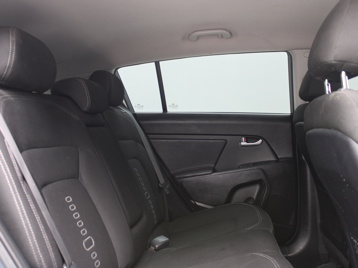 KIA SPORTAGE AT 2012