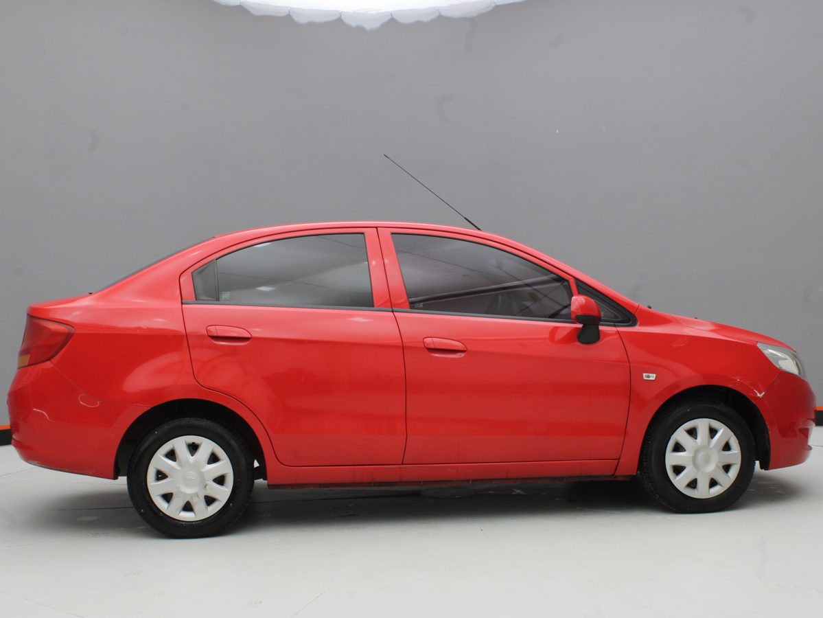 CHEVROLET SAIL LT 2015
