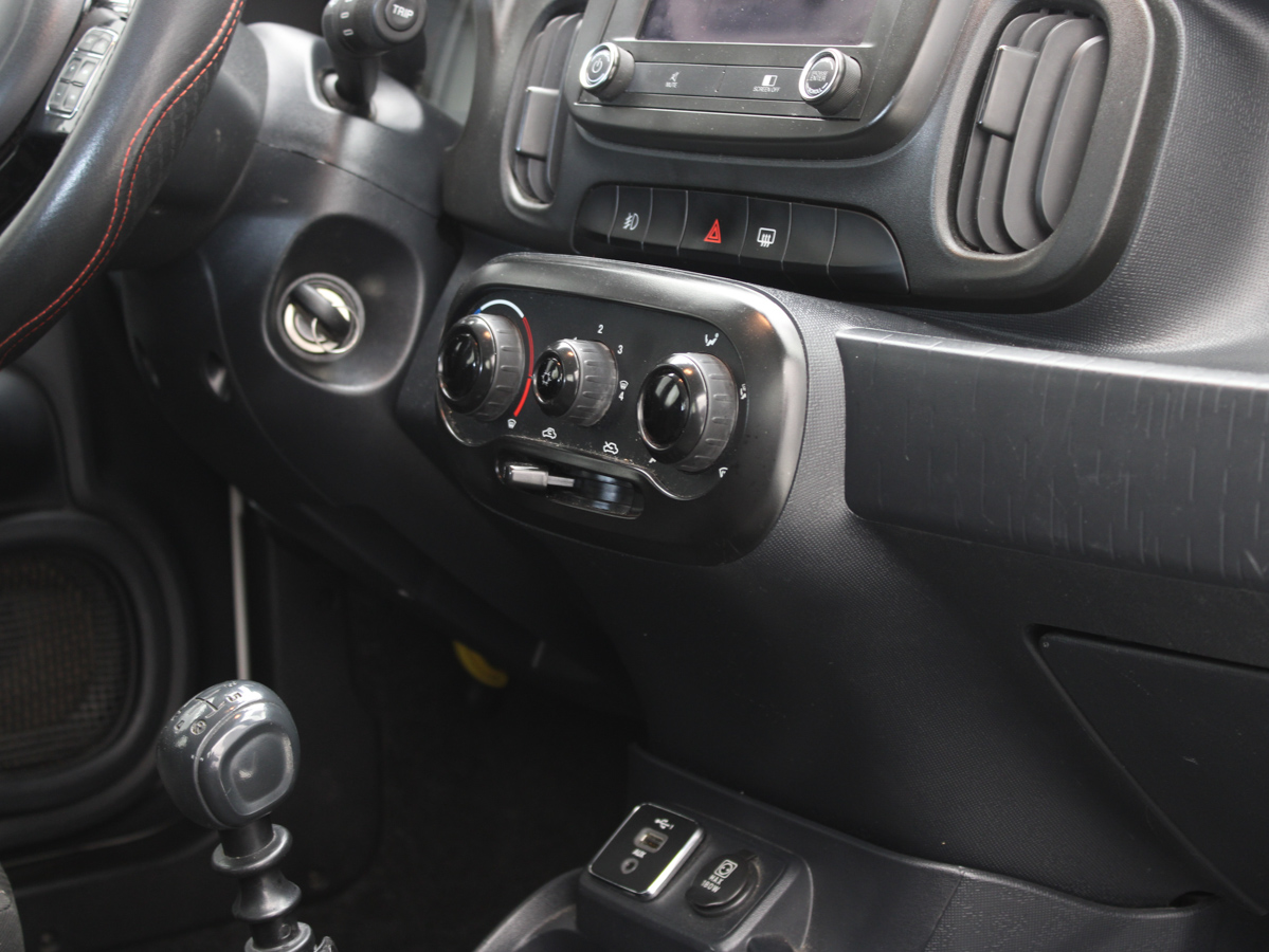 FIAT MOBI LIKE 2021
