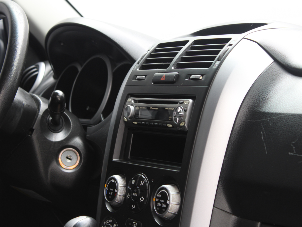 SUZUKI VITARA AT 4X4 2005