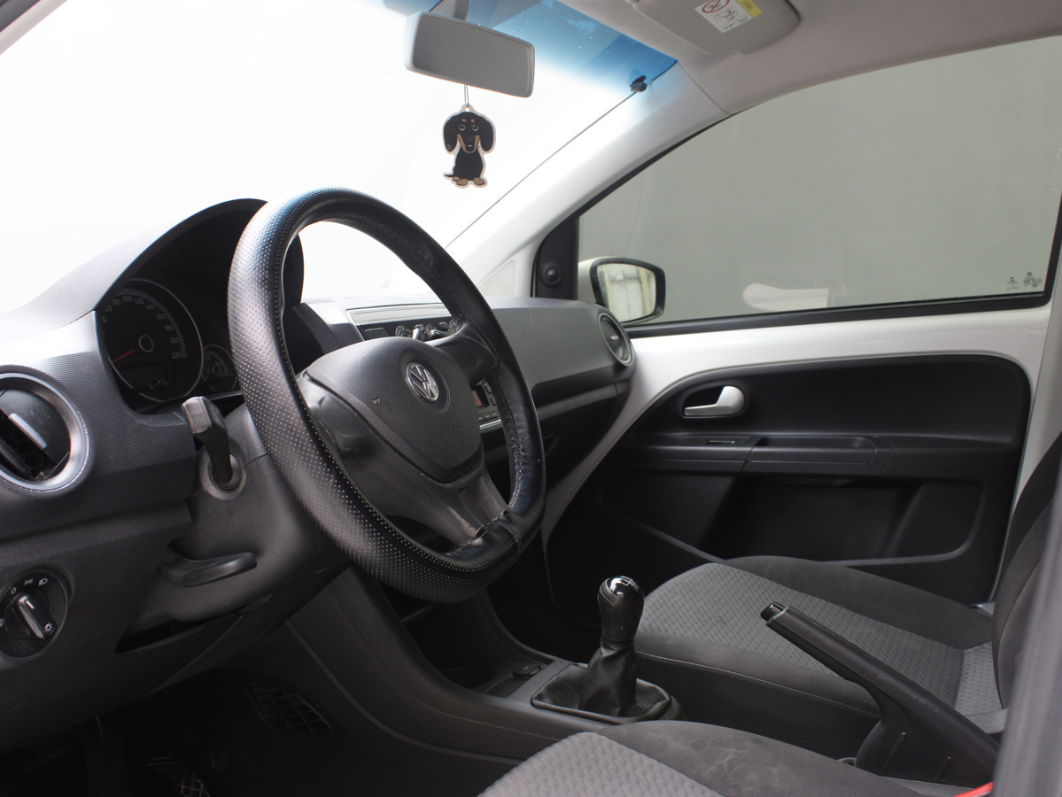VOLKSWAGEN UP MOVE 2019