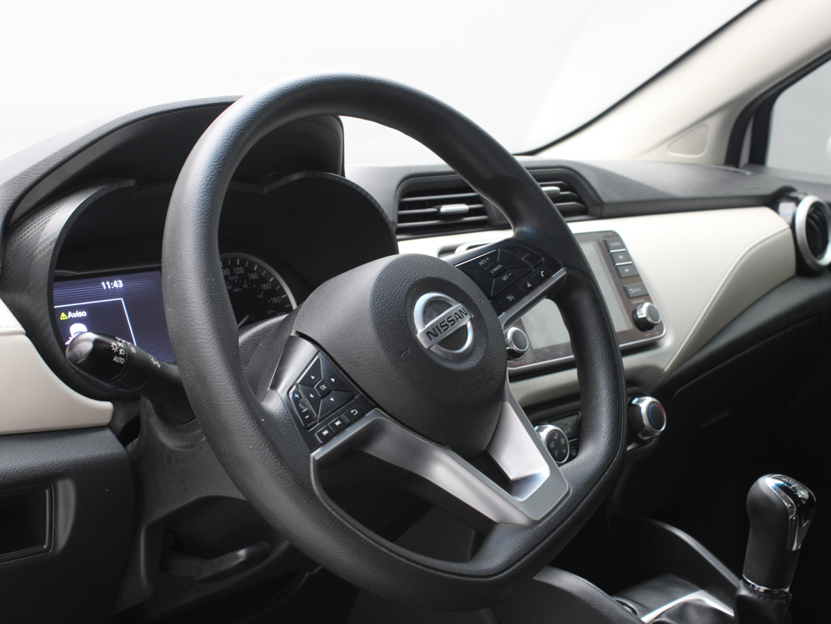 NISSAN VERSA ADVANCE 2022