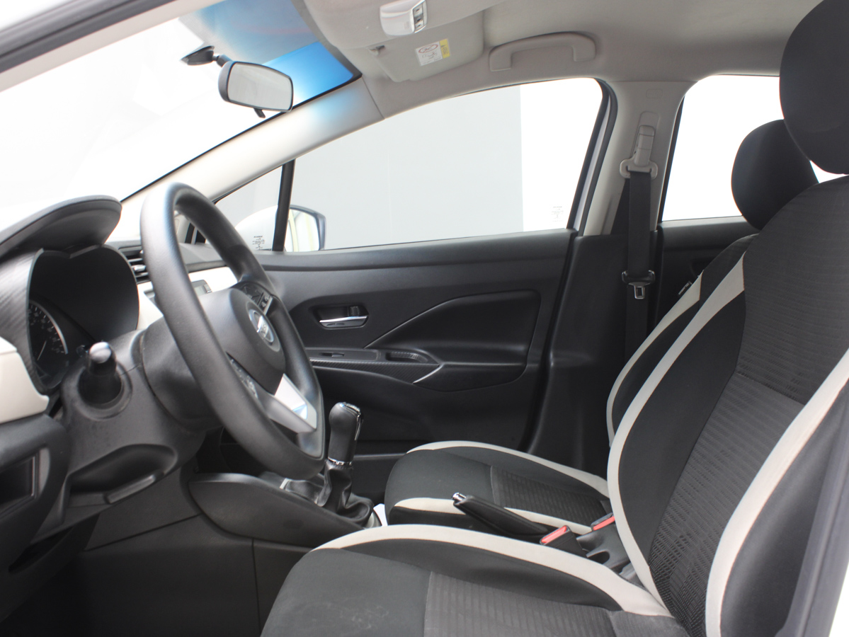 NISSAN VERSA ADVANCE 2022