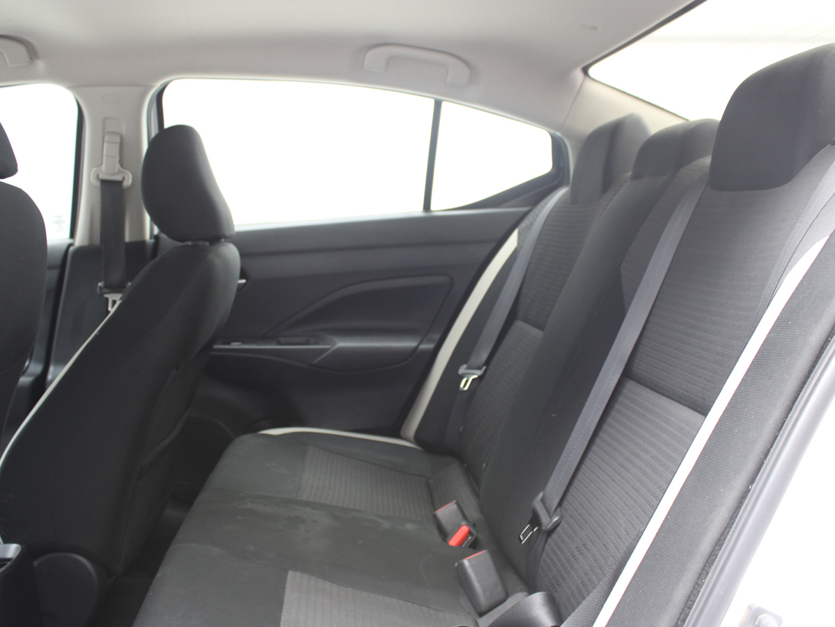 NISSAN VERSA ADVANCE 2022