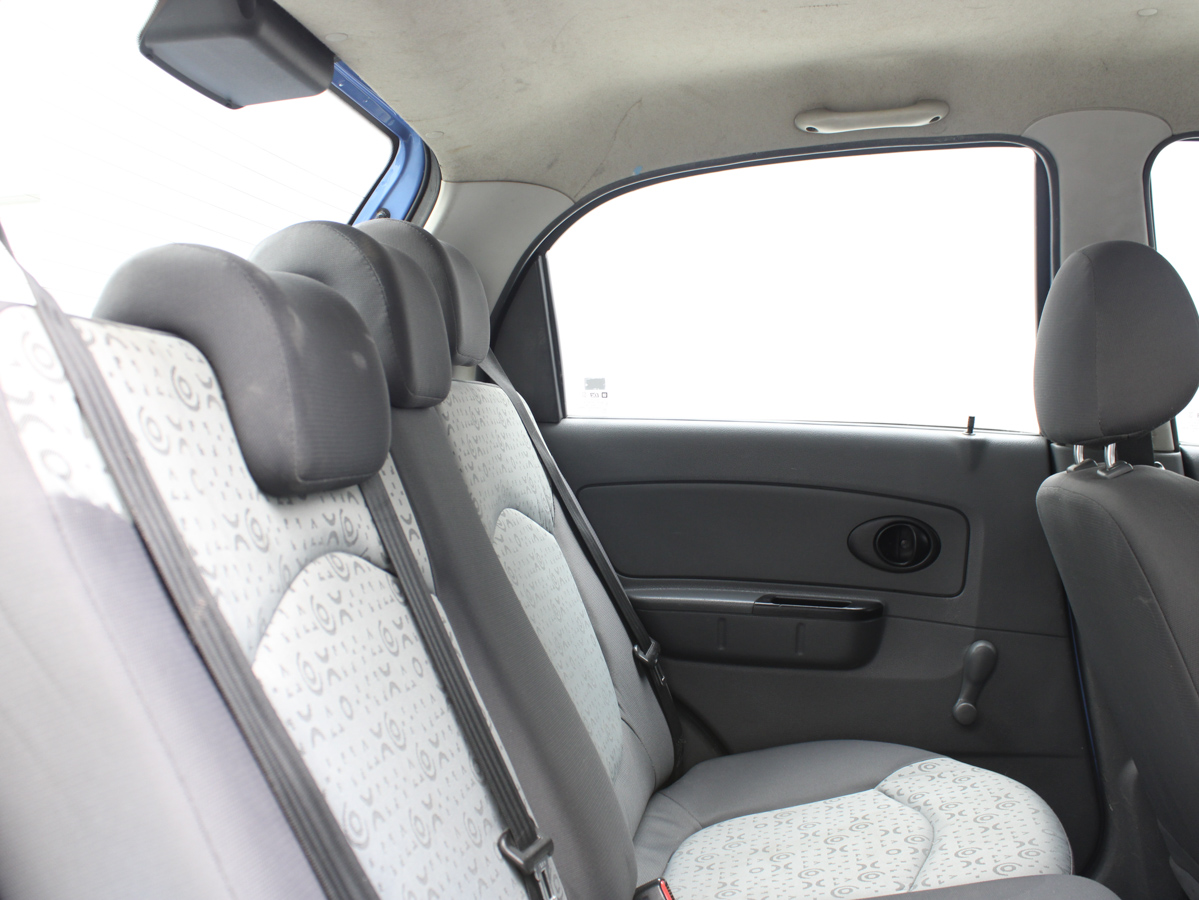 CHEVROLET SPARK LS 2015