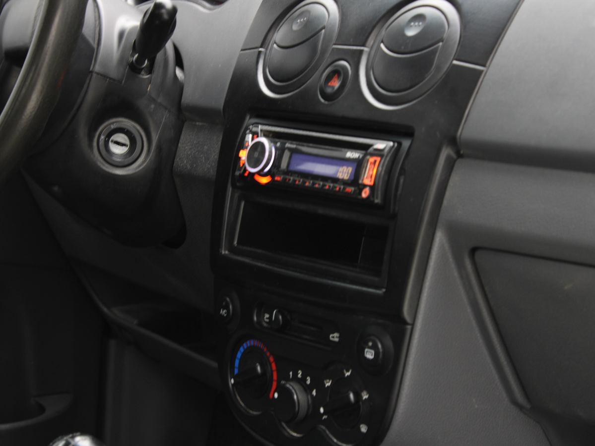 CHEVROLET SPARK LS 2015