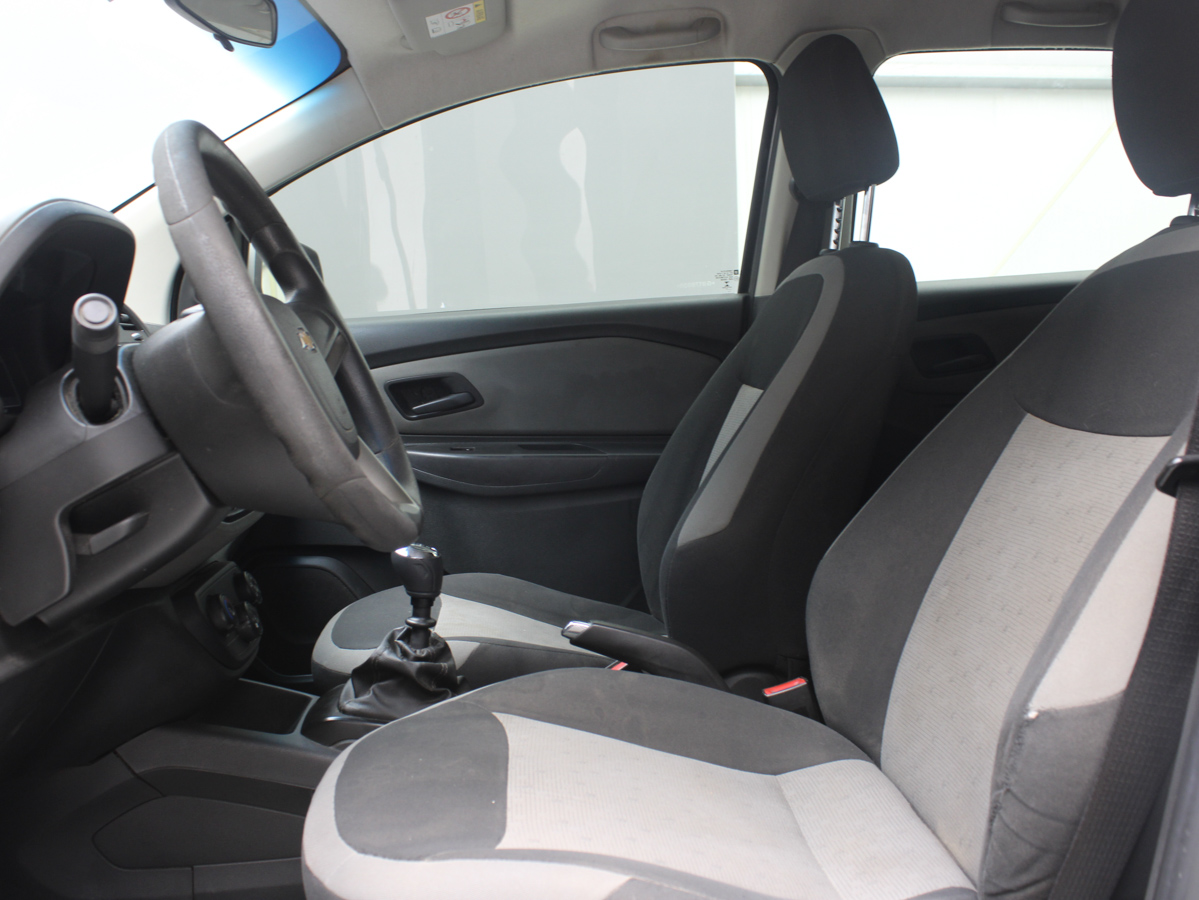 CHEVROLET SPIN LT 2016