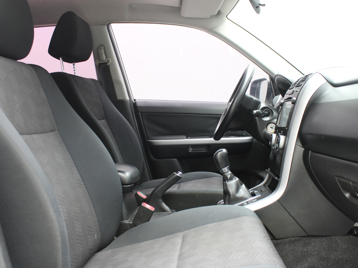 SUZUKI VITARA JLX 2015