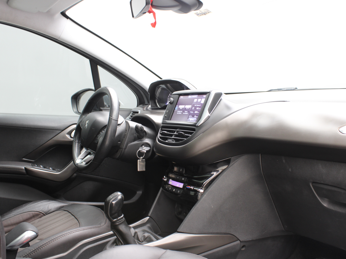 PEUGEOT 2008 FELINE 2018