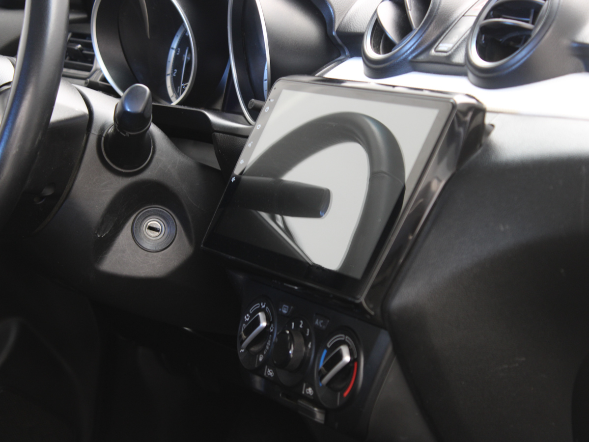 SUZUKI SWIFT GL HYBRID 2023