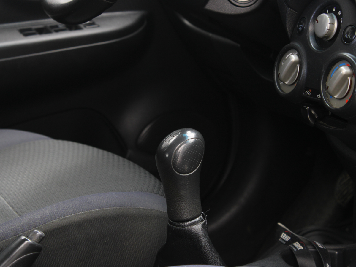 NISSAN MARCH 2012