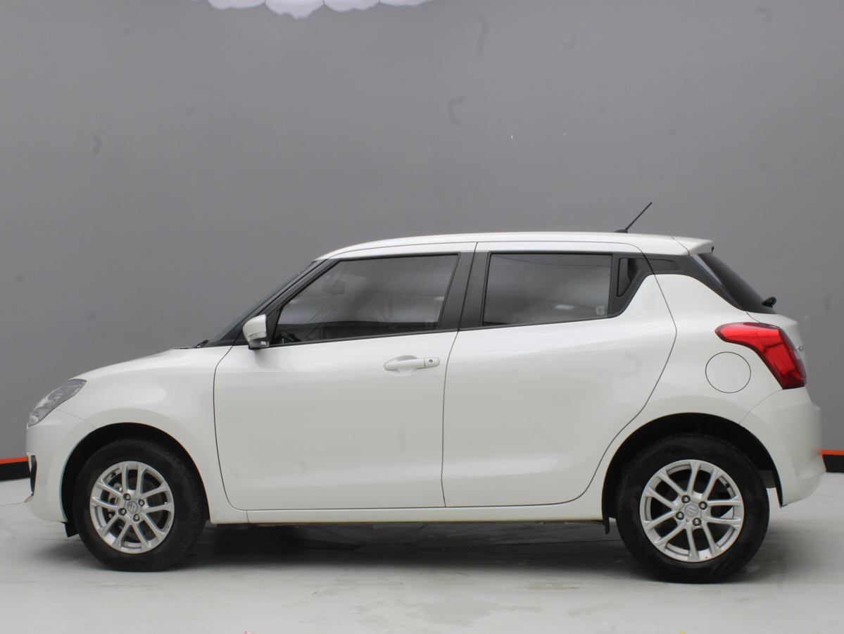 SUZUKI SWIFT GL 2025