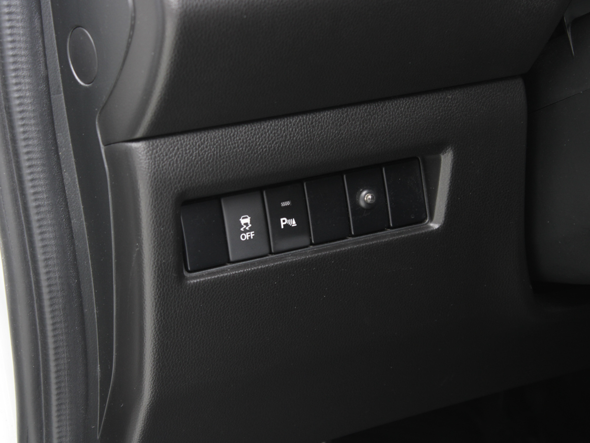 SUZUKI SWIFT GL 2025
