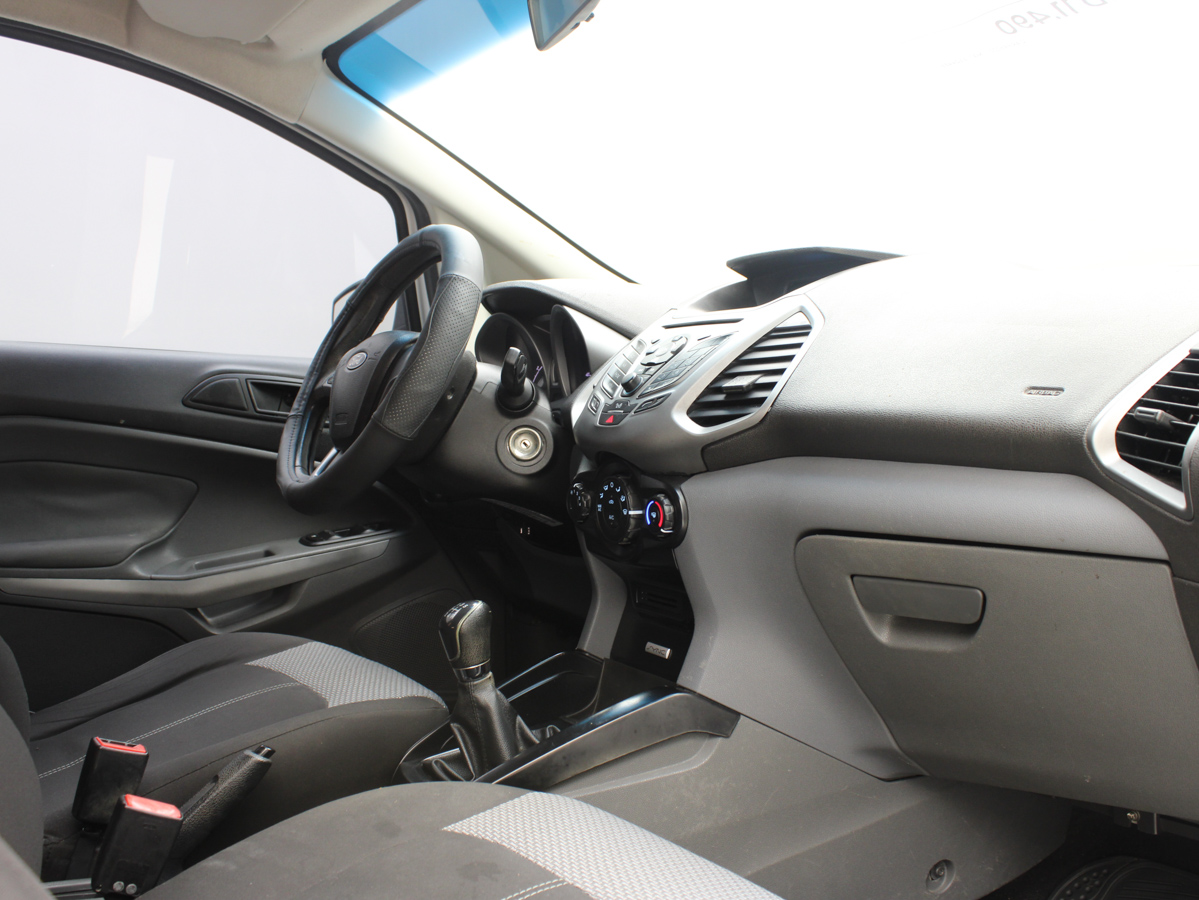 FORD ECOSPORT 2017