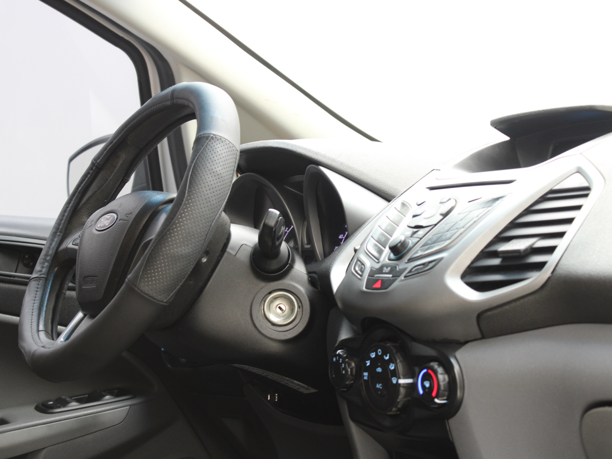 FORD ECOSPORT 2017