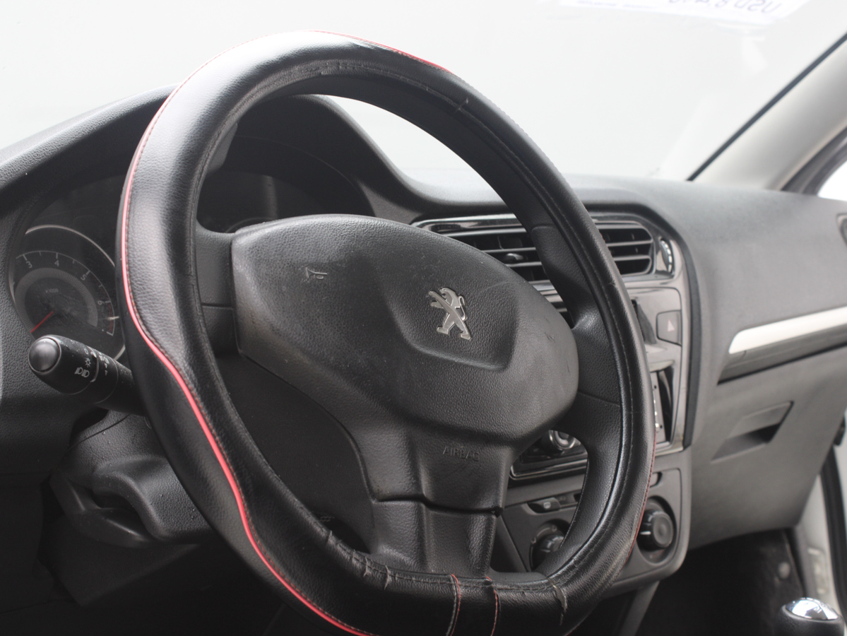 PEUGEOT 301 2016