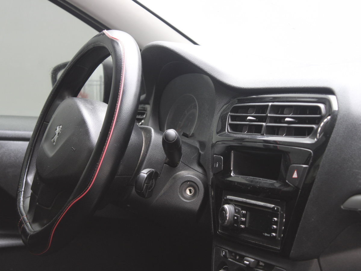 PEUGEOT 301 2016
