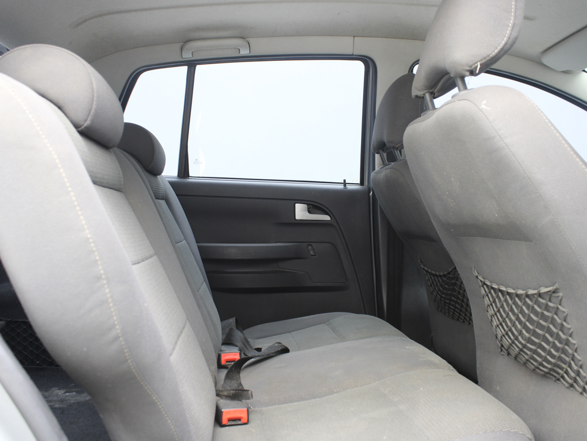 VOLKSWAGEN CROSS FOX 2007