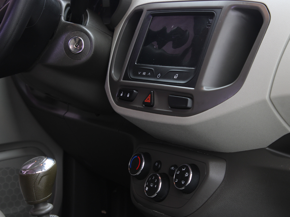 CHEVROLE SPIN 7 LTZ 2014