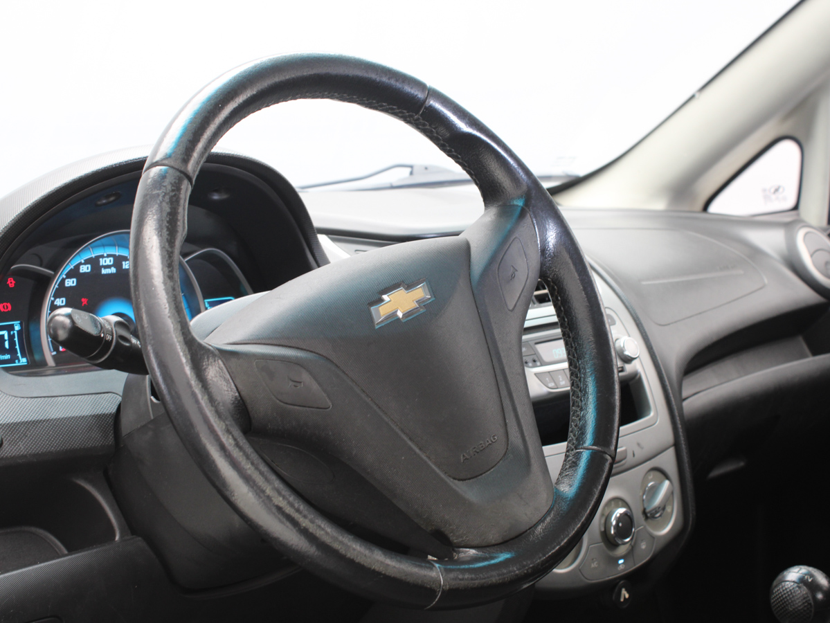 CHEVROLET SAIL LT 2014