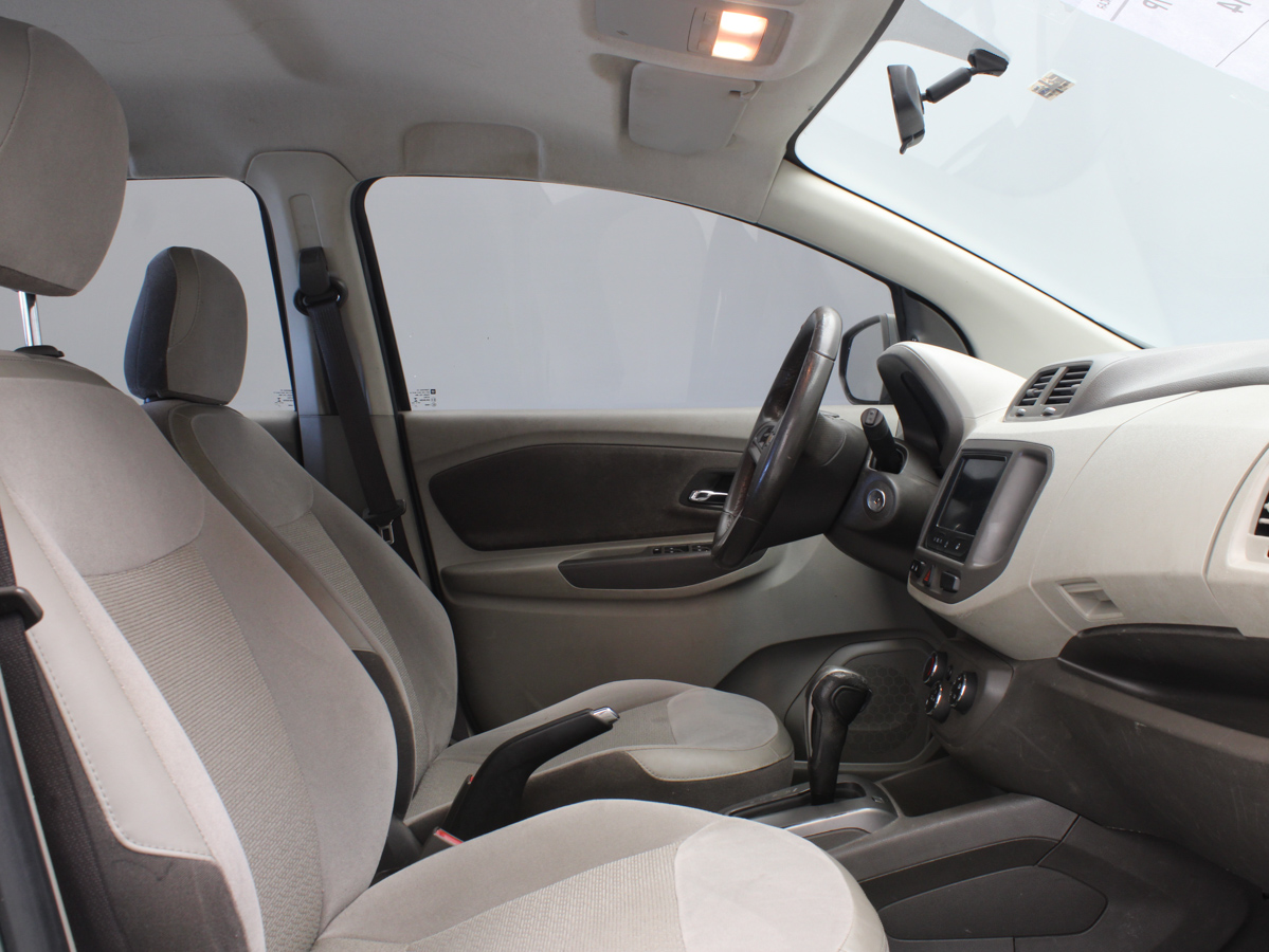 CHEVROLET SPIN 7 LTZ AT 2014