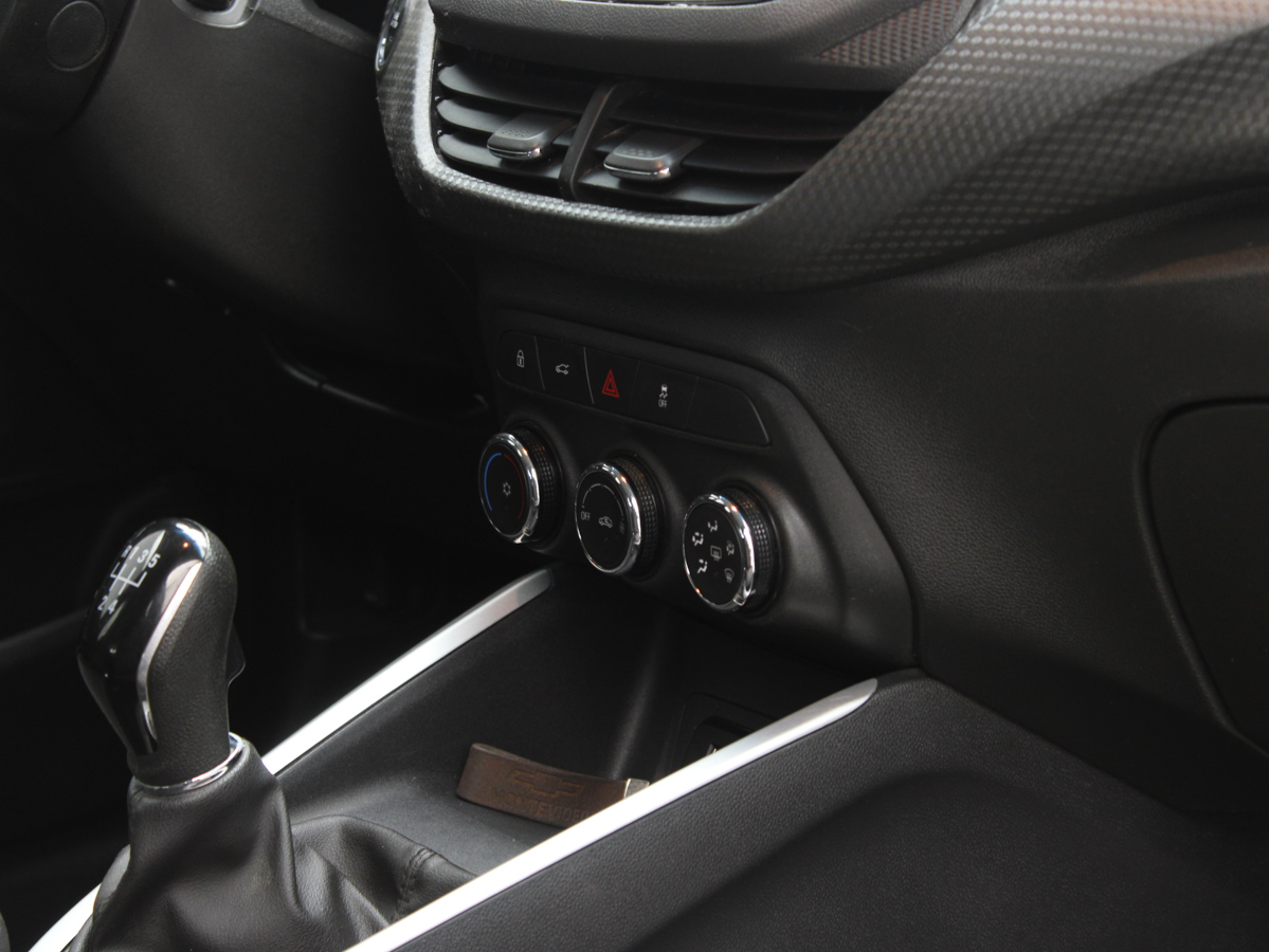 CHEVROLET ONIX LT 2023