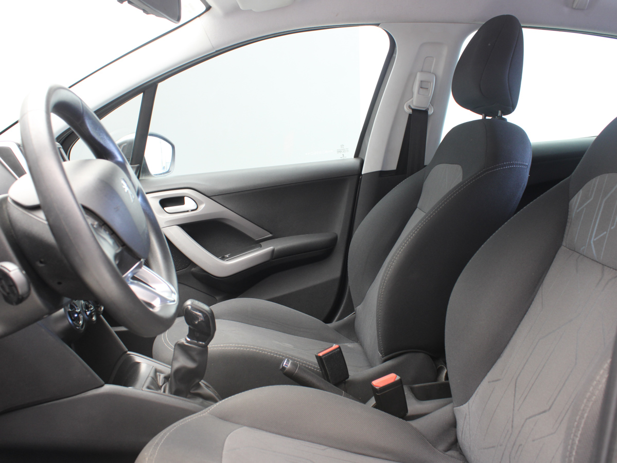 PEUGEOT 208 ALLURE 2017