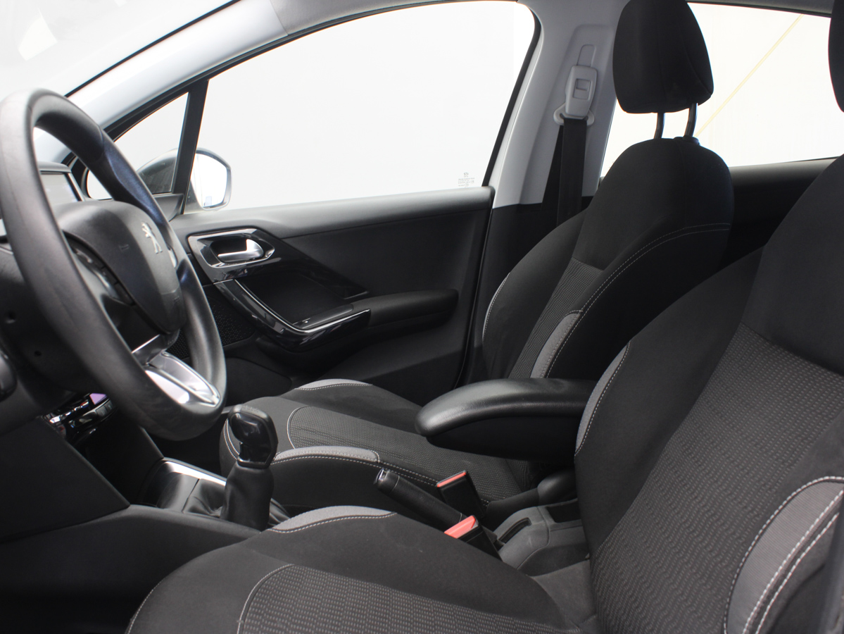 PEUGEOT 208 ACTIVE 2016