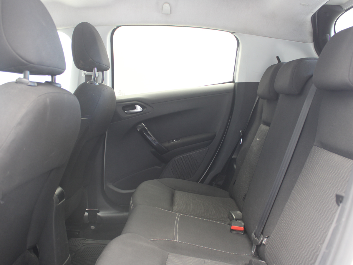 PEUGEOT 208 ACTIVE 2016