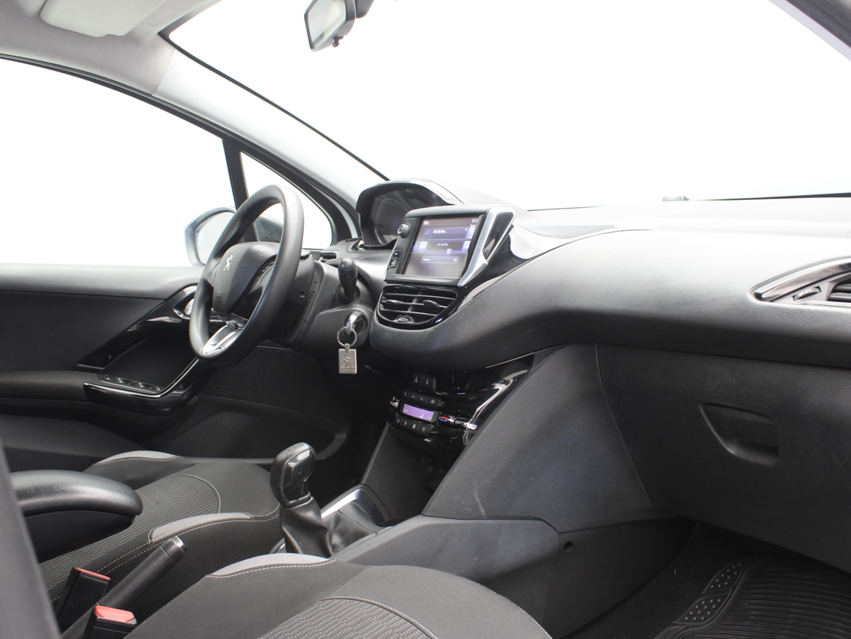 PEUGEOT 208 ACTIVE 2016