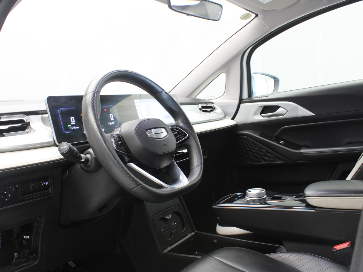 GEELY GEOMETRY E 2025
