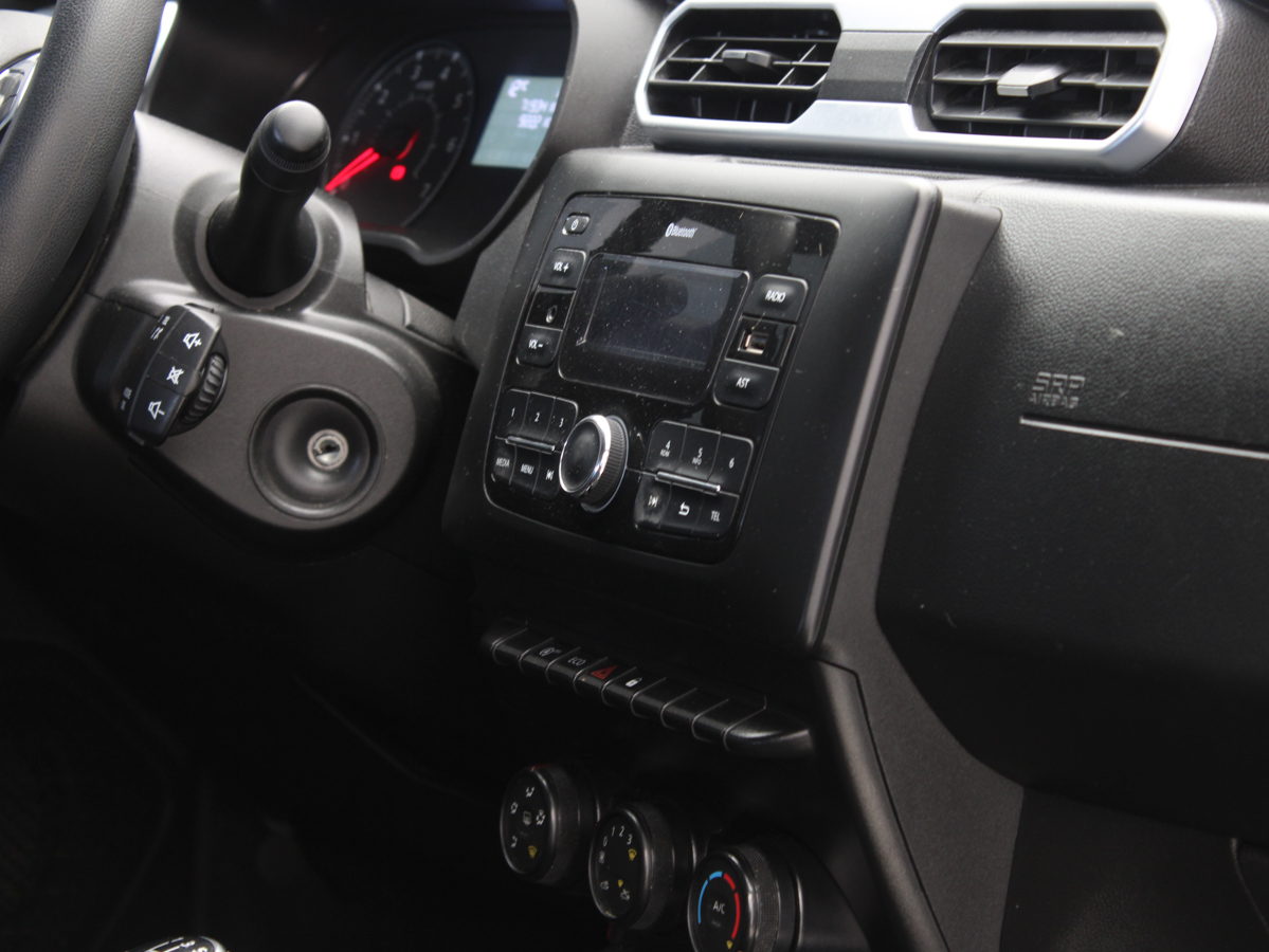 RENAULT DUSTER ZEN 2023