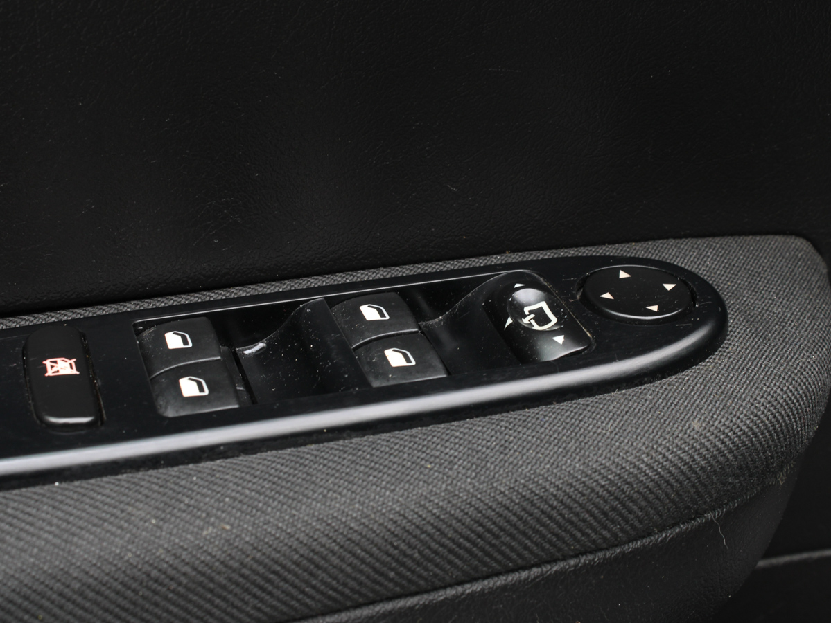 PEUGEOT 307 XS 2008