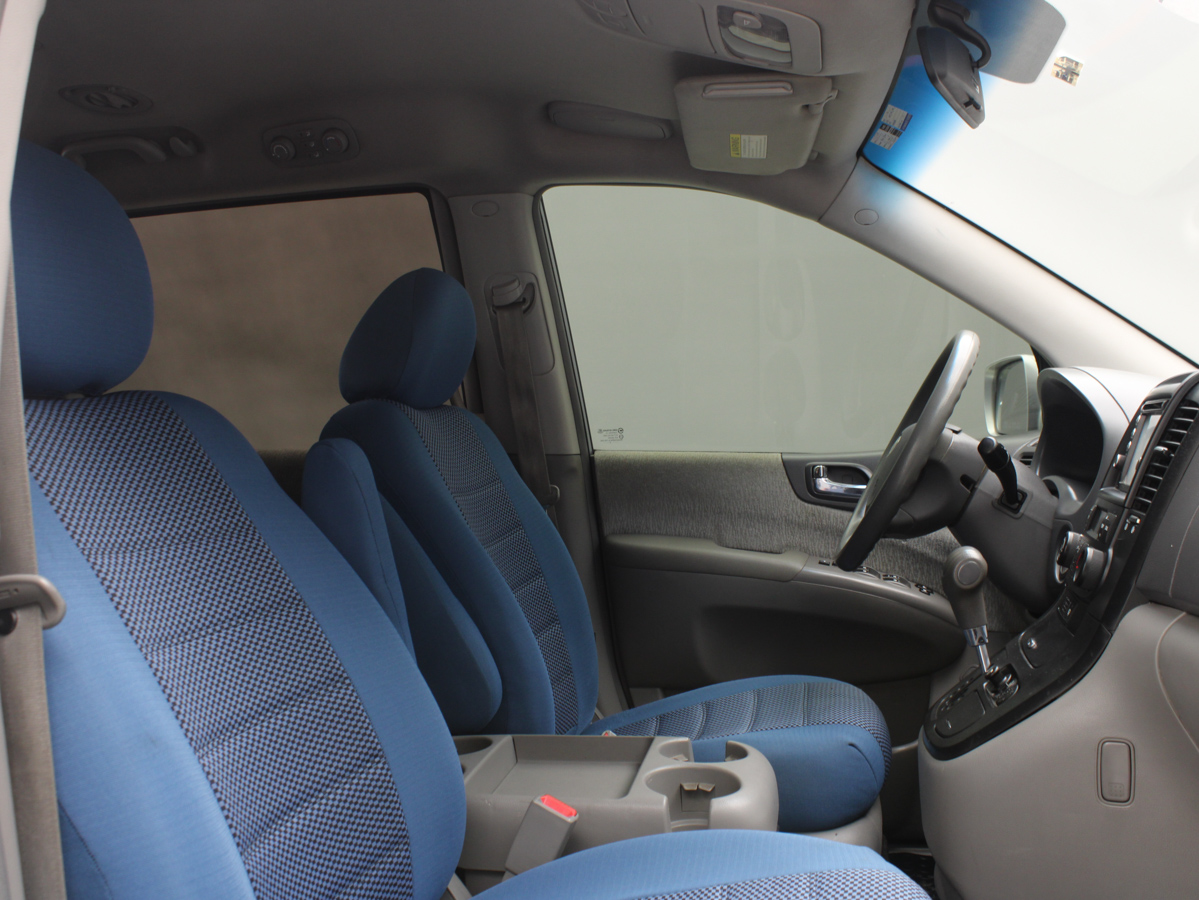 KIA CARNIVAL 2006