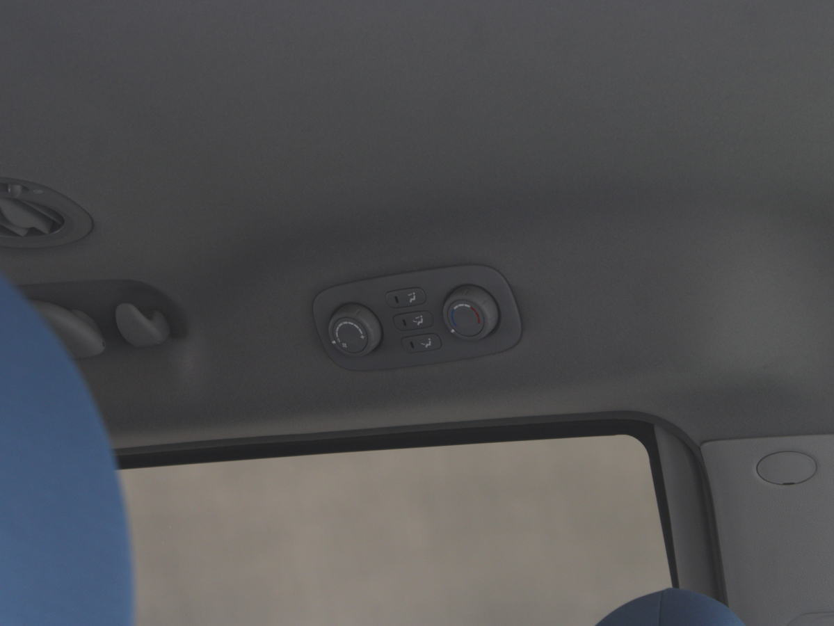 KIA CARNIVAL 2006