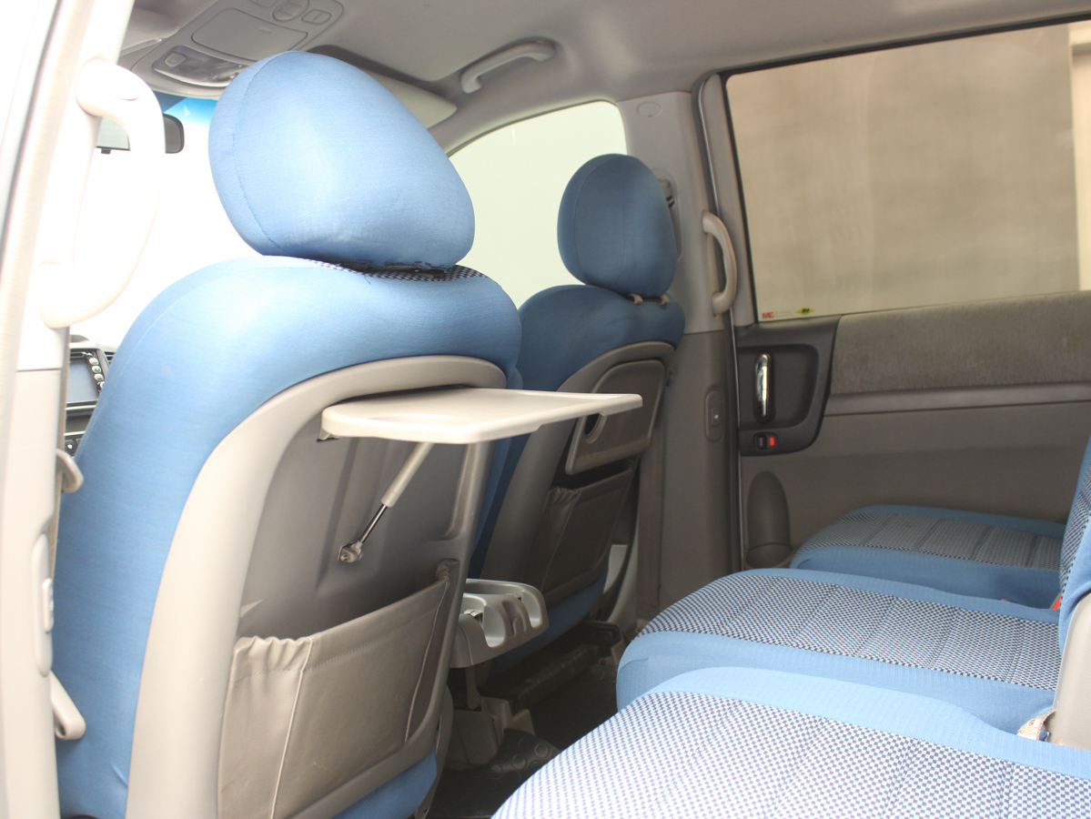 KIA CARNIVAL 2006