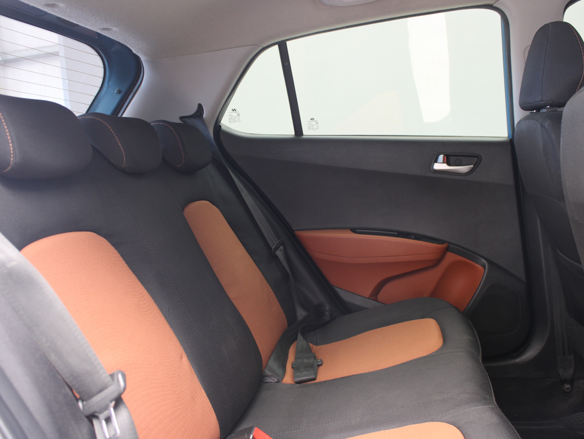 HYUNDAI GRAND I10 2015